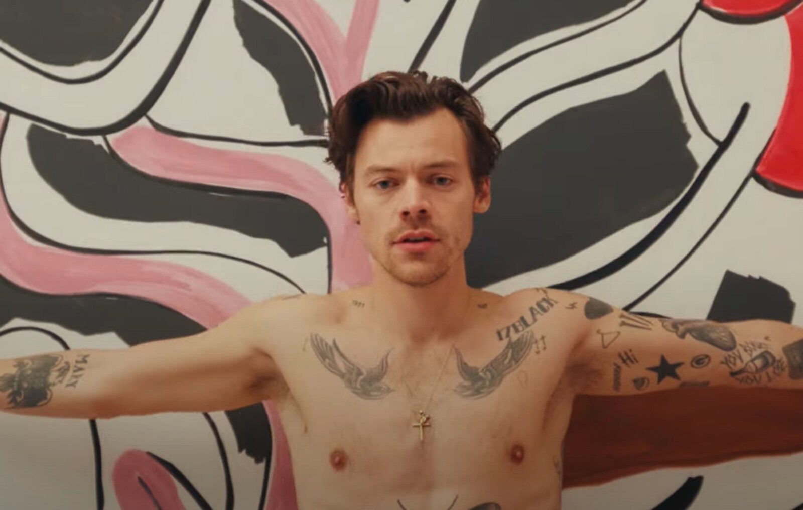 Harry Styles lanza su nueva canción As It Was una melancólica pero