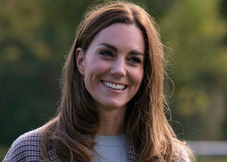 Kate Middleton reaparece con el príncipe William y son captados en vídeo