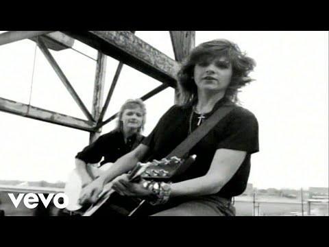 Indigo Girls - Closer to Fine (Official HD Video)