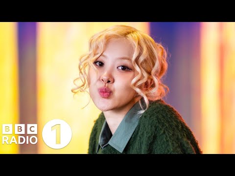 ROSÉ - Last Christmas (Wham! Cover) in the Radio 1 Live Lounge