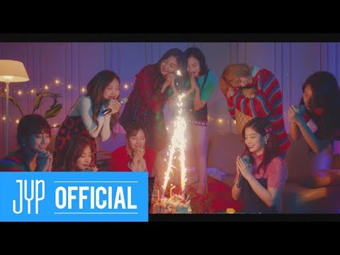 TWICE "Merry & Happy" M/V