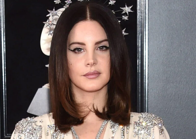 Lana Del Rey says she's not racist because she has rapper friends