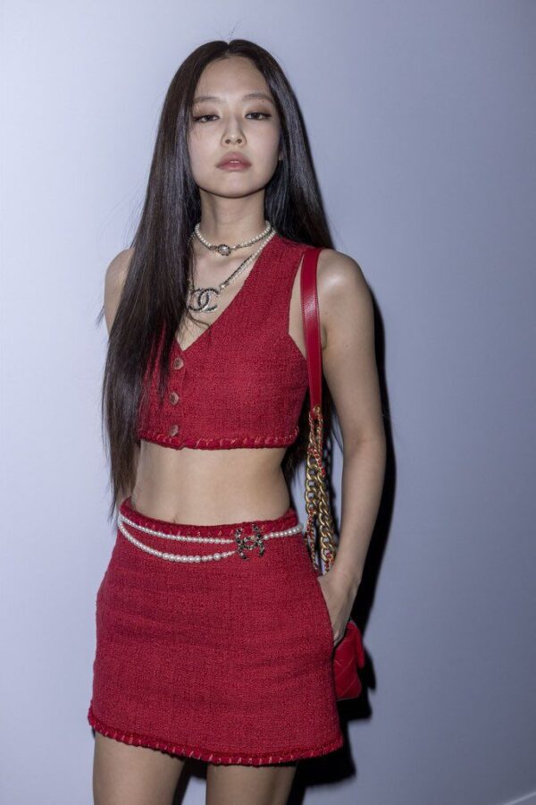 BLACKPINK: Look at the photos of Jennie on Paris Fashion Week