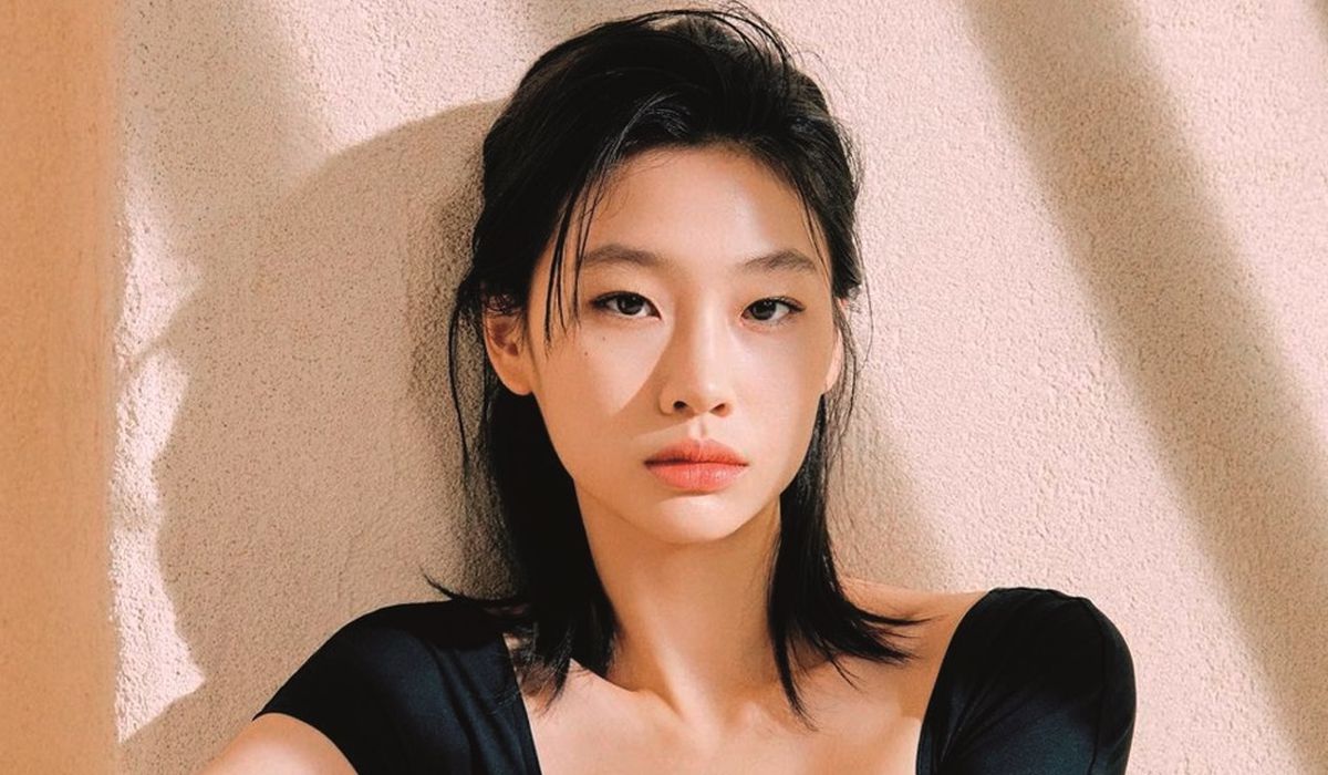 Jung Ho Yeon's Instagram photo dump filled with “please eat