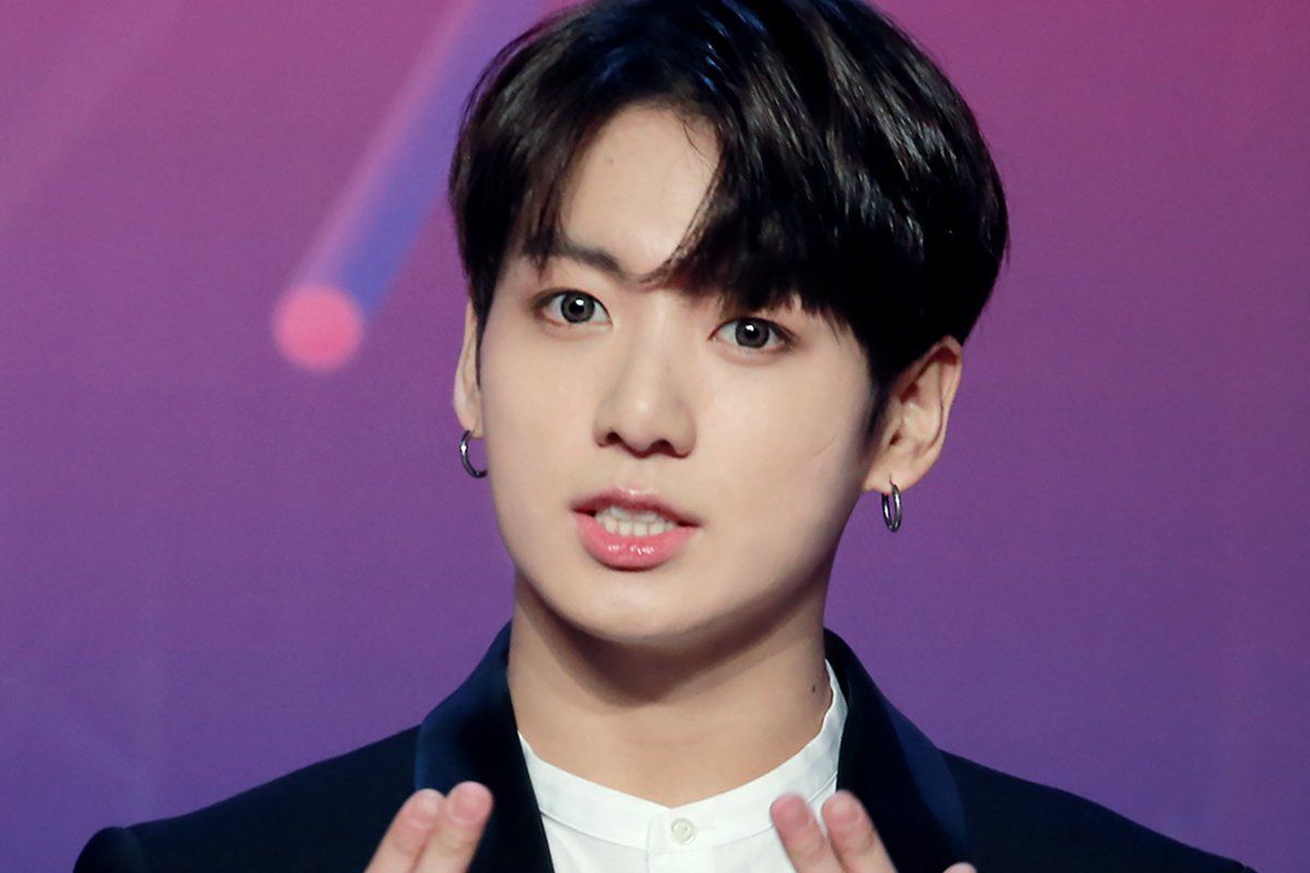 BTS's Jungkook reveals his 7 must-have items in 'What's in my bag?'