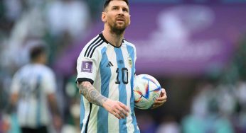 Messi captivates the Internet with cute photos with his trophy