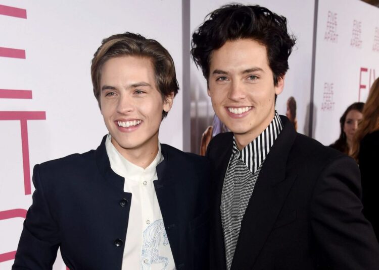 Cole Sprouse Attacks His Brother Dylan Sprouse And Accuses Him Of Being A Bully 750x536 