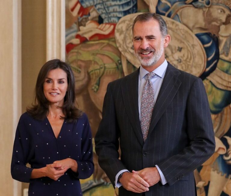 Queen Letizia Makes A Fool Of King Felipe VI With This Unusual Gesture