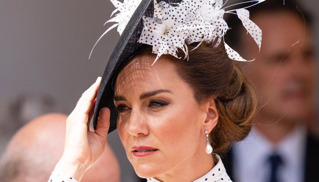 Kate Middleton caught on camera making an important bowing gesture