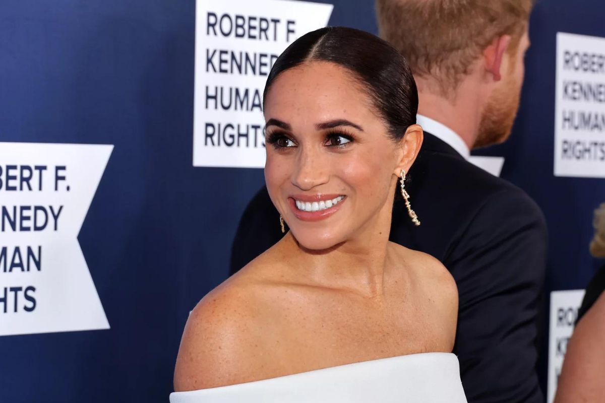 Meghan Markle is accused of faking out the interviews for her Spotify podcast