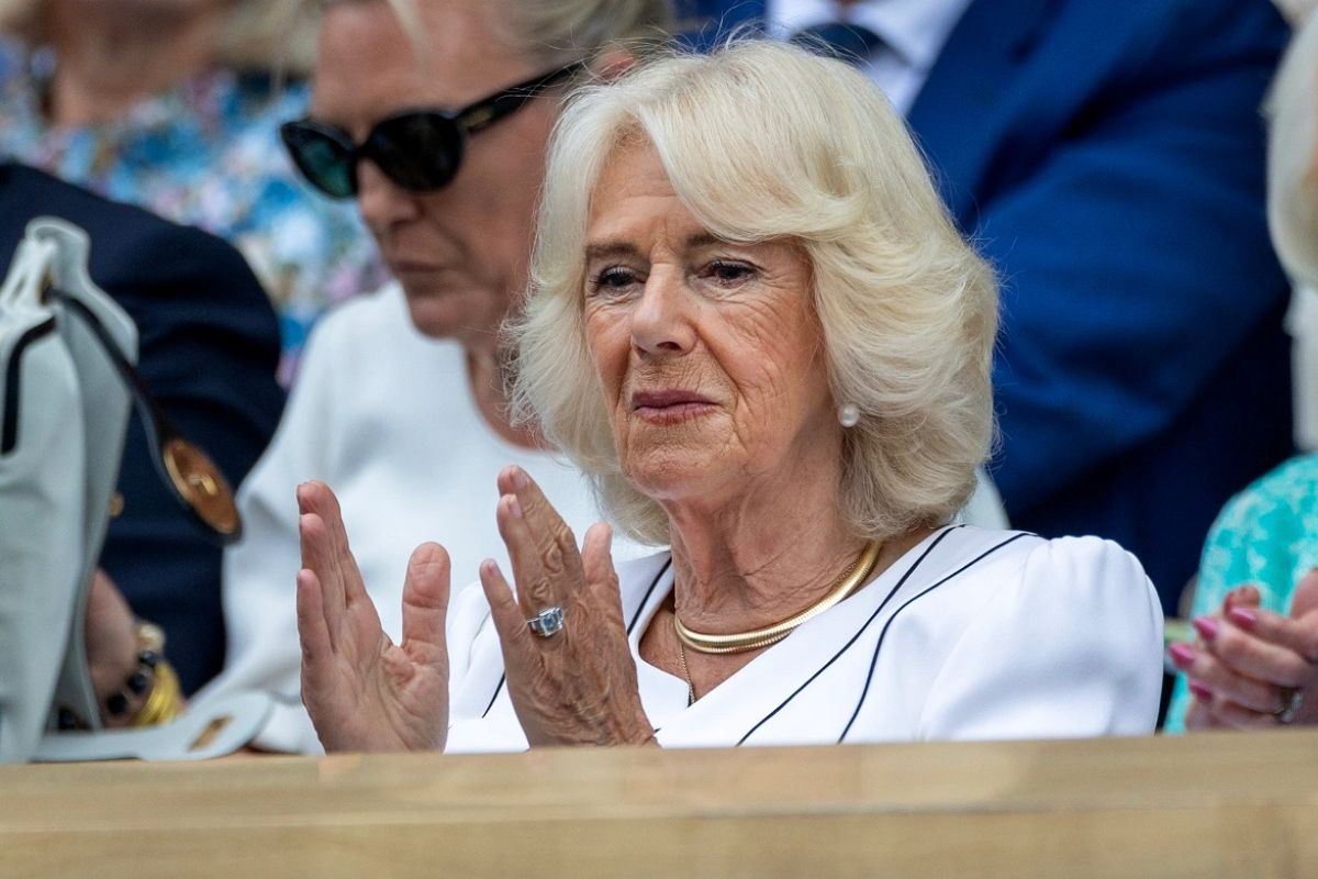 Queen Camilla Parker is reading a disturbing novel about holding King Charles III as a hostage