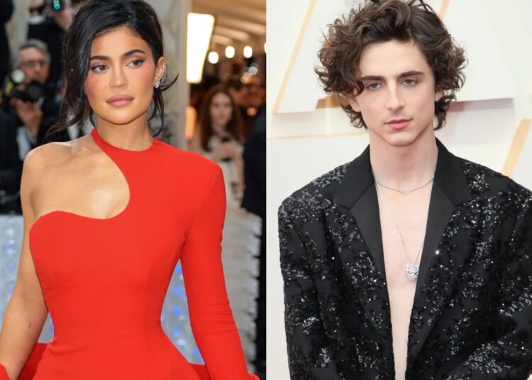 Kylie Jenner and Timothée Chalamet were spotted at Paris' Fashion Week