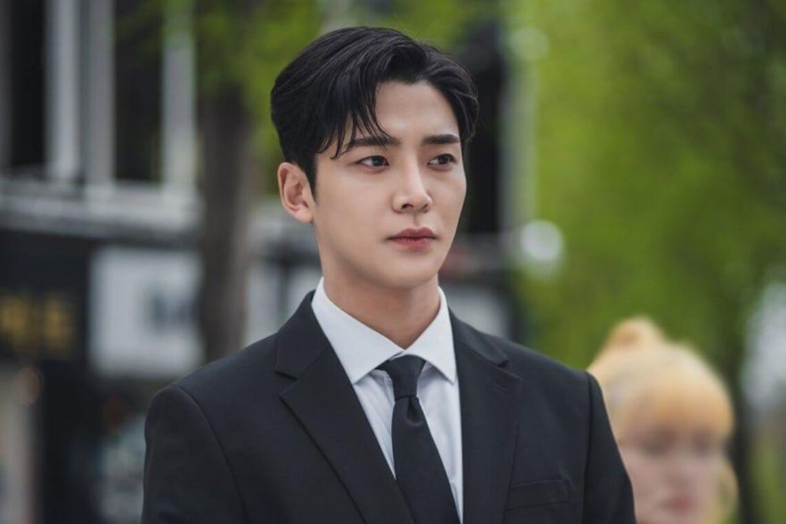 Rowoon has another series on Netflix that is better than Destined with you