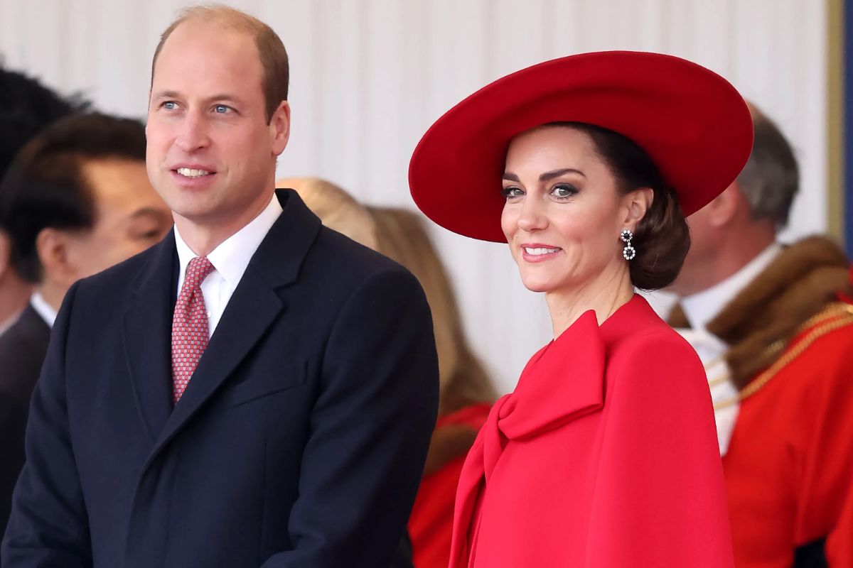 Prince William and Kate Middleton unveil new photo of their children for Christmas