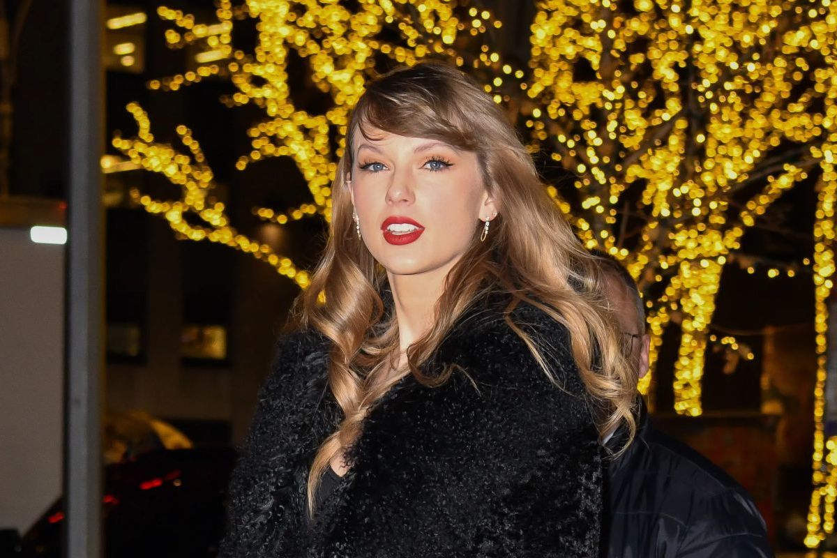 Taylor Swift celebrated her birthday without her boyfriend, Travis Kelce. Did they break up