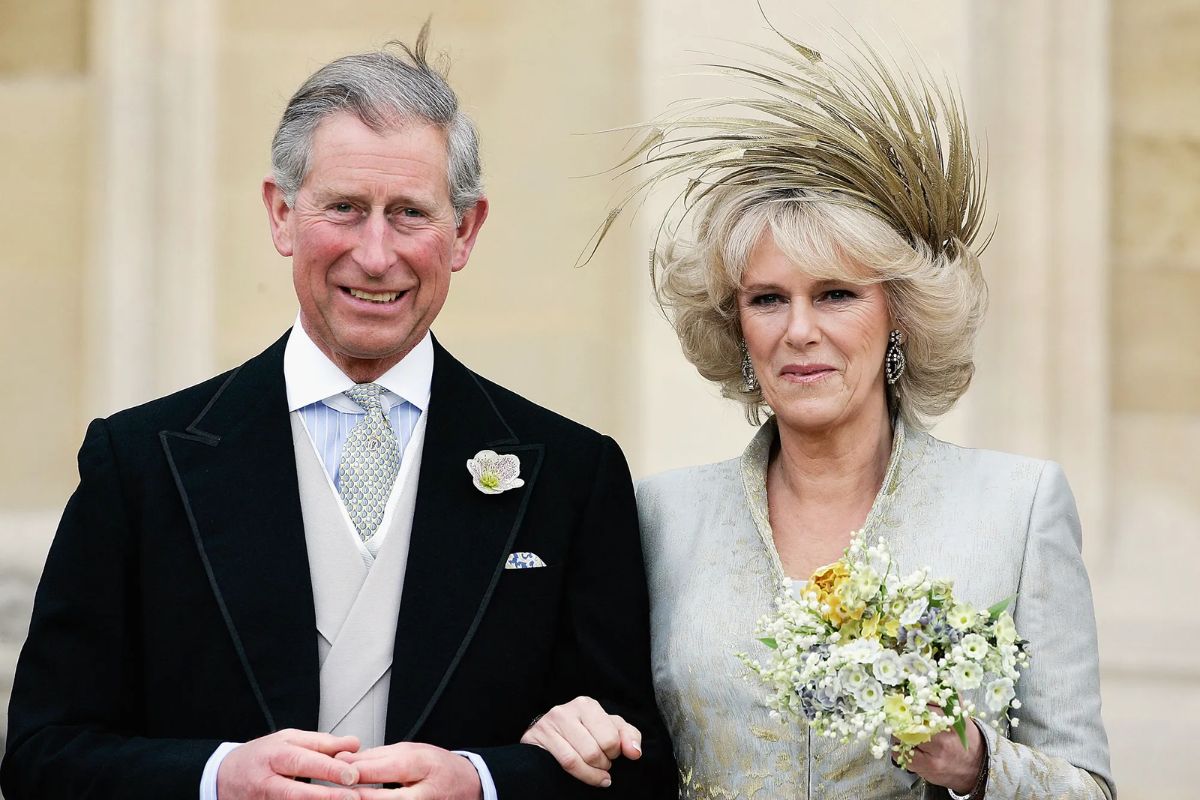 King Charles III pauses his duties in England to go to Scotland with Queen Camilla Parker