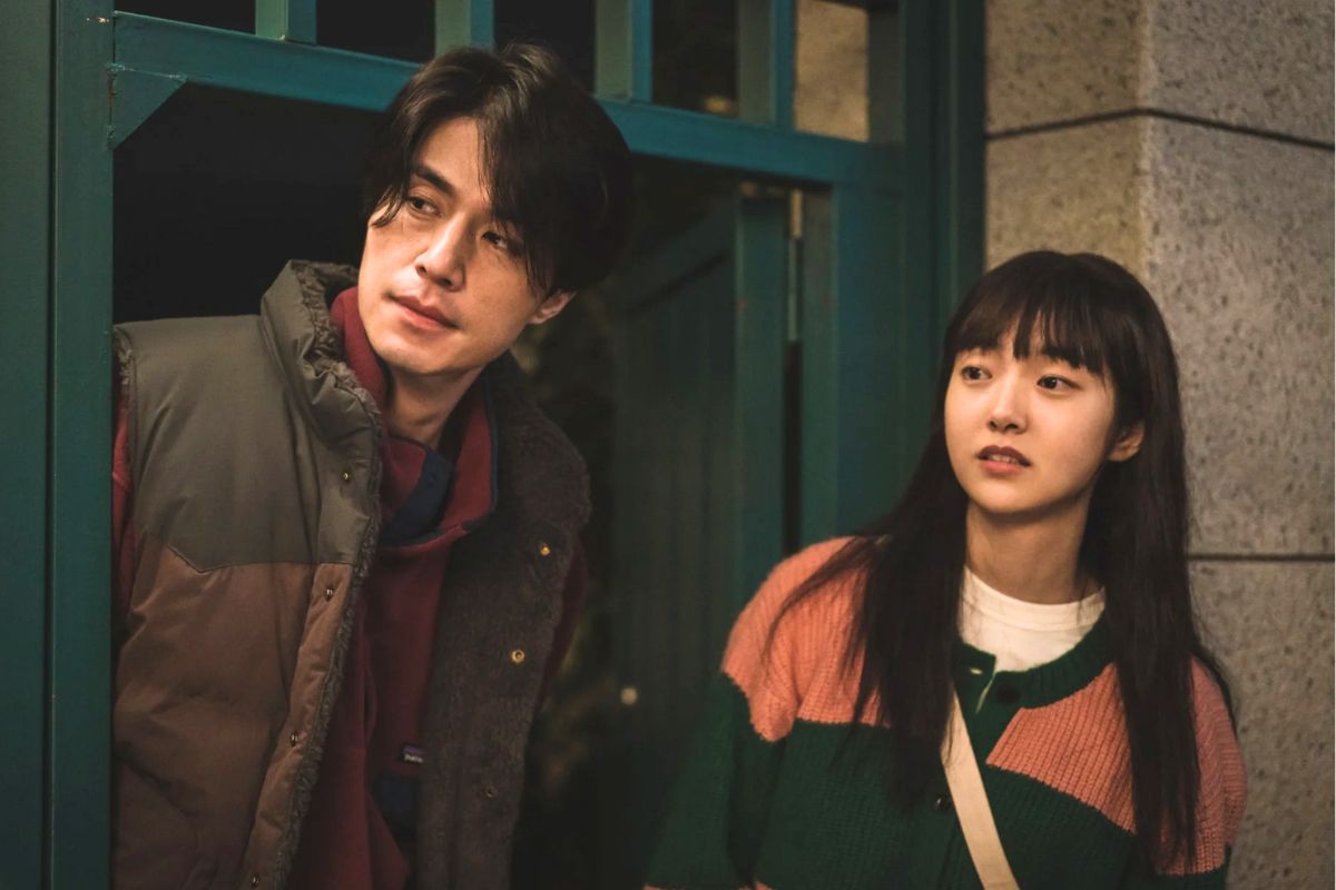 Lee Dong-wook and Kim Hye-jun talk about their chemistry in their new K-Drama 'A Shop for Killers'