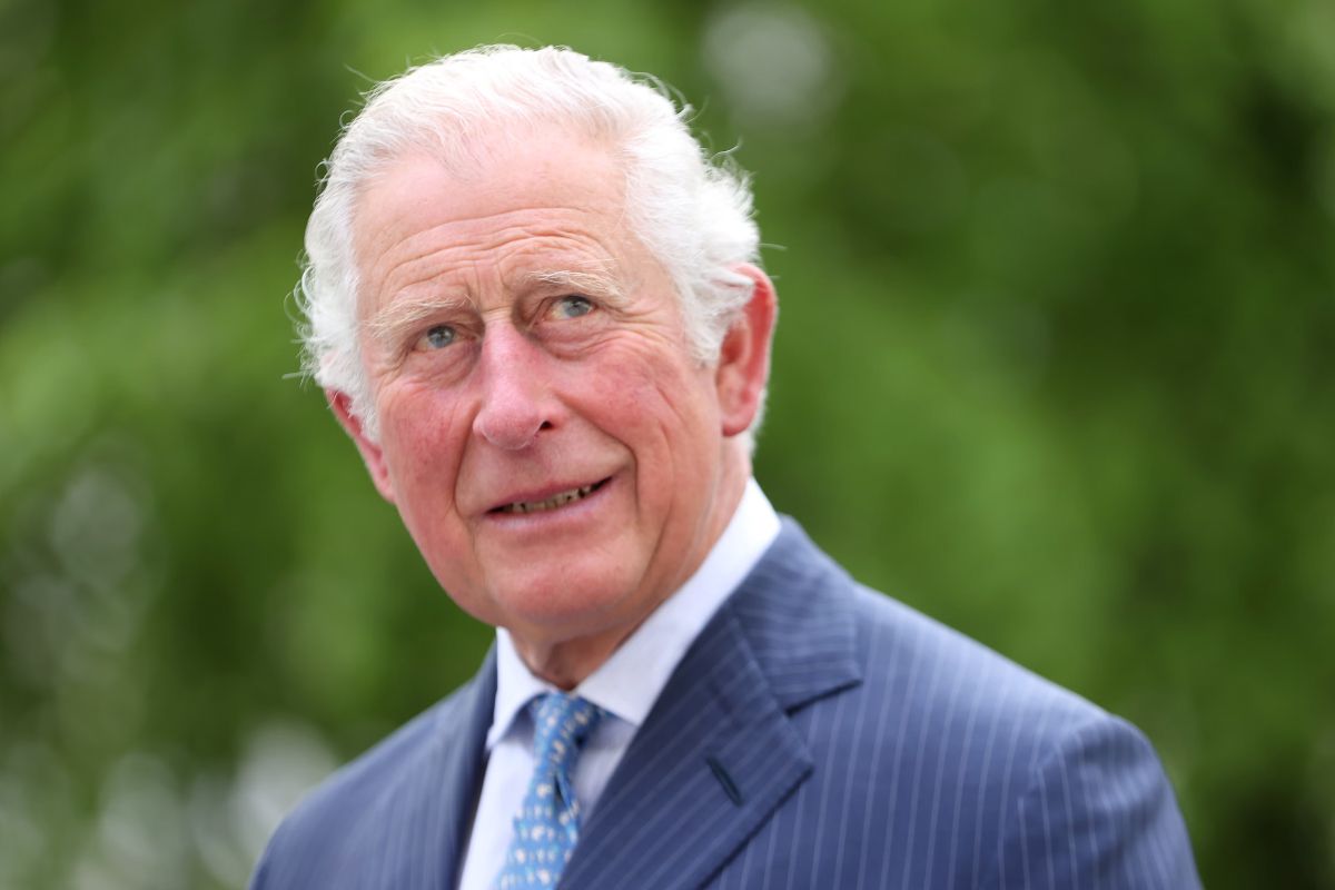 King Charles III returns to London for further cancer treatment