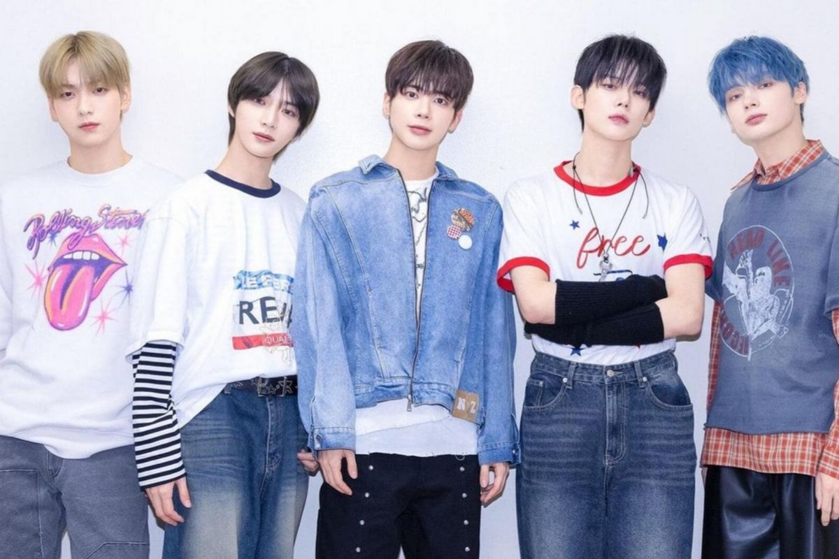 TXT impress performing Deja Vu on the Kelly Clarkson Show