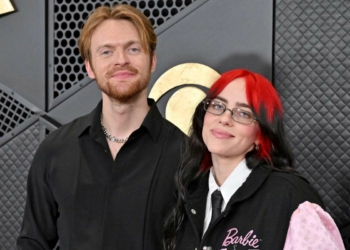 Billie Eilish is called out by her brother FINNEAS for her greedy attitude with fans