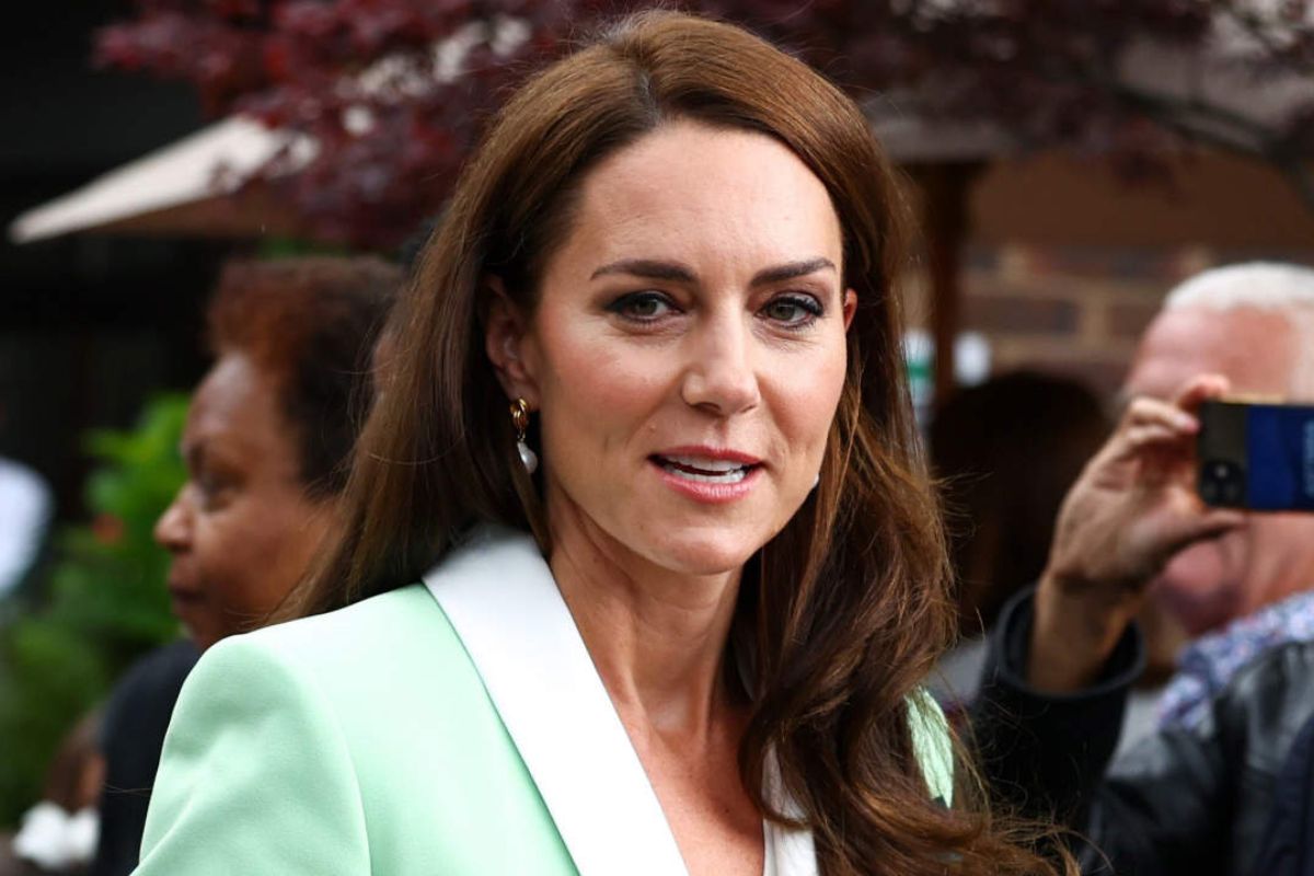 Kate Middleton's friends share how she is and when she will return 'No one wants to pressure her'