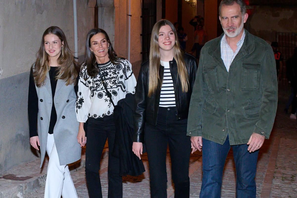 What is the value of booking the place where Princess Leonor and her parents celebrated in Zaragoza