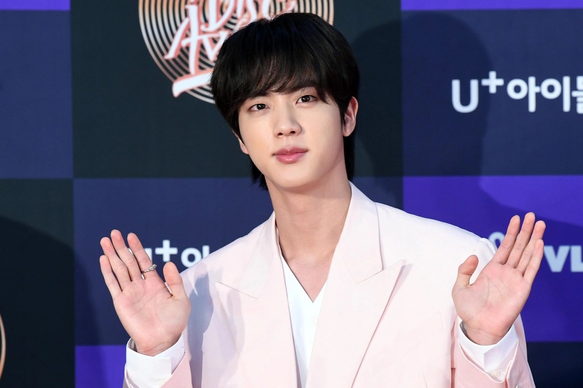 BTS fans celebrate Jin's military discharge as if it was a holiday