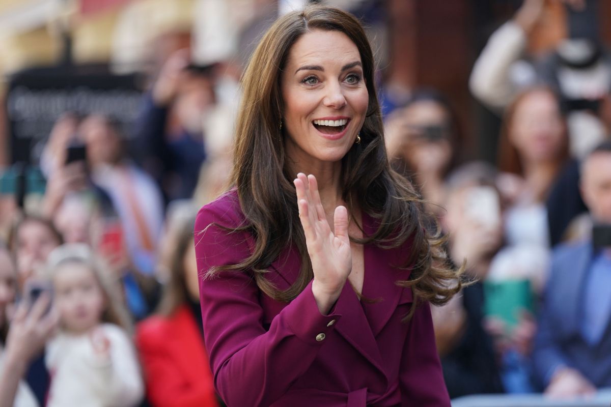 Is Kate Middleton in the United States receiving cancer treatment