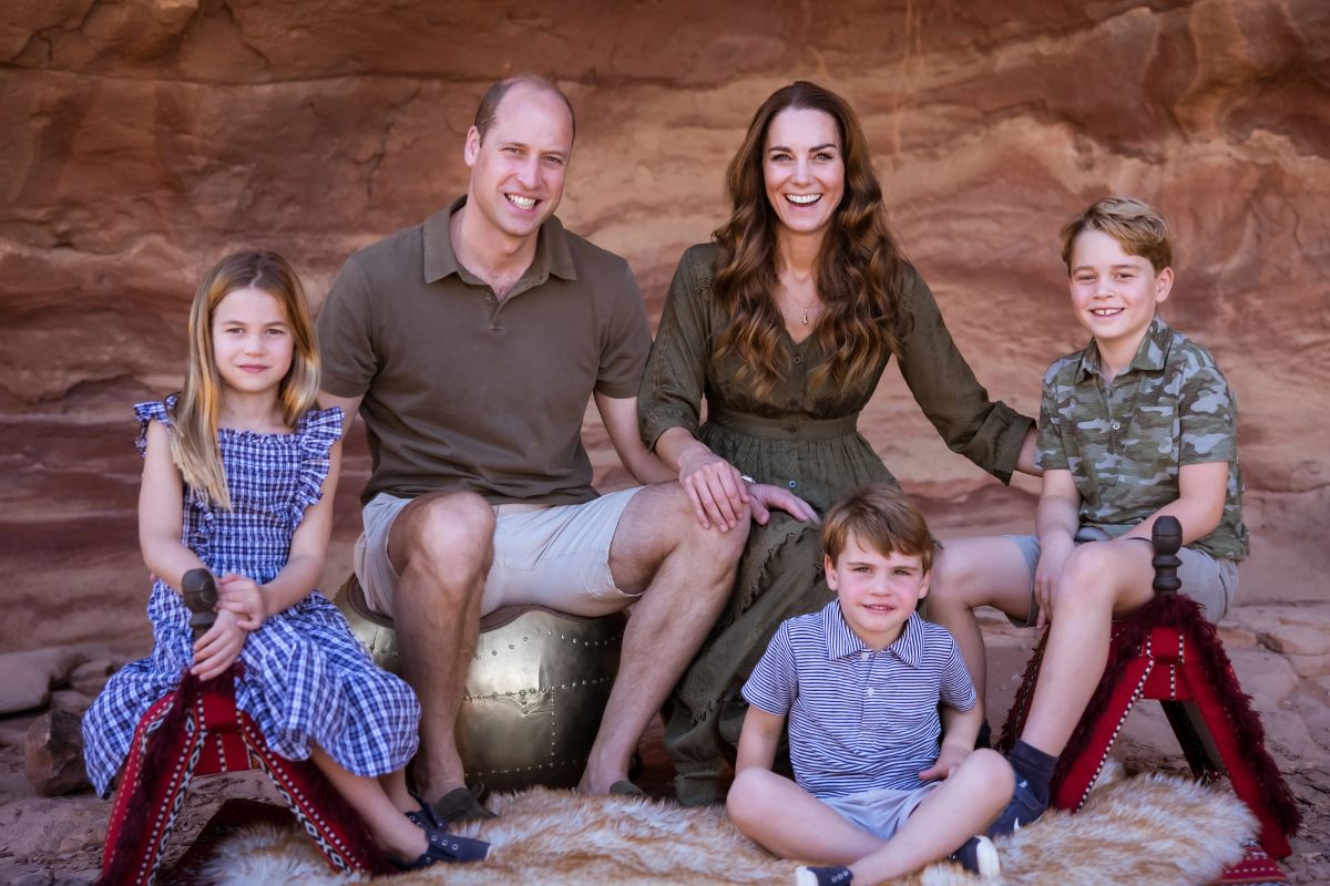 Kate Middleton celebrates Fathers’ Day with an emotive picture of Prince William and their children