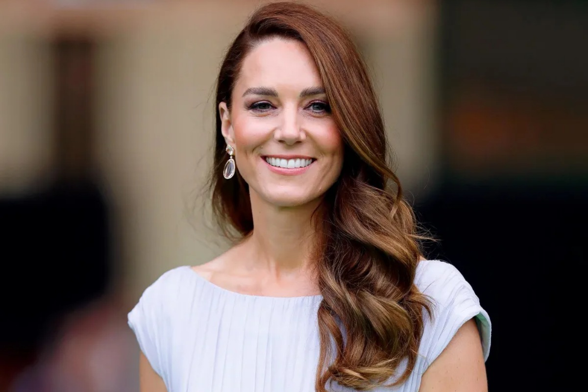 Kate Middleton Shoulders