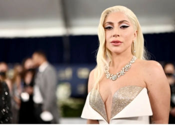 New photos of Lady Gaga spark pregnancy rumors
