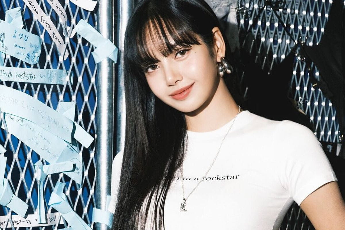 BLACKPINK’s Lisa shows how much she cares about YG’s Thai trainees