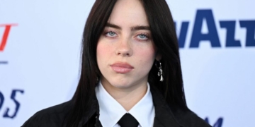Billie Eilish concerns her fans as she is covered in bite marks and bruises