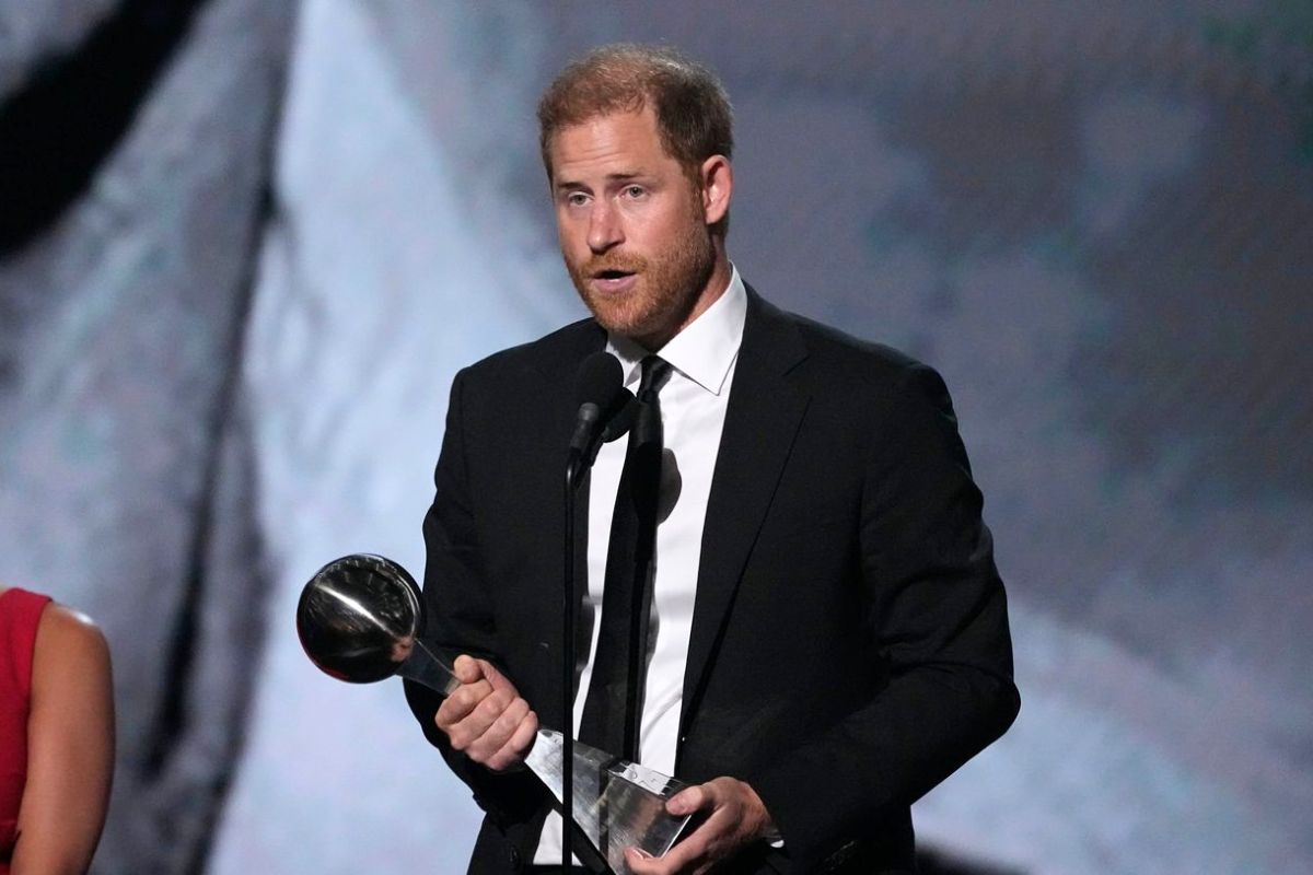 Prince Harry accepts the Tillman Prize with powerful speech despite Mary Tillman's objections