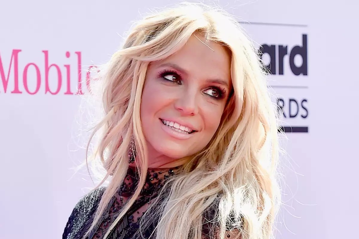 Britney Spears to have her own biopic movie with Ariana Grande's film director