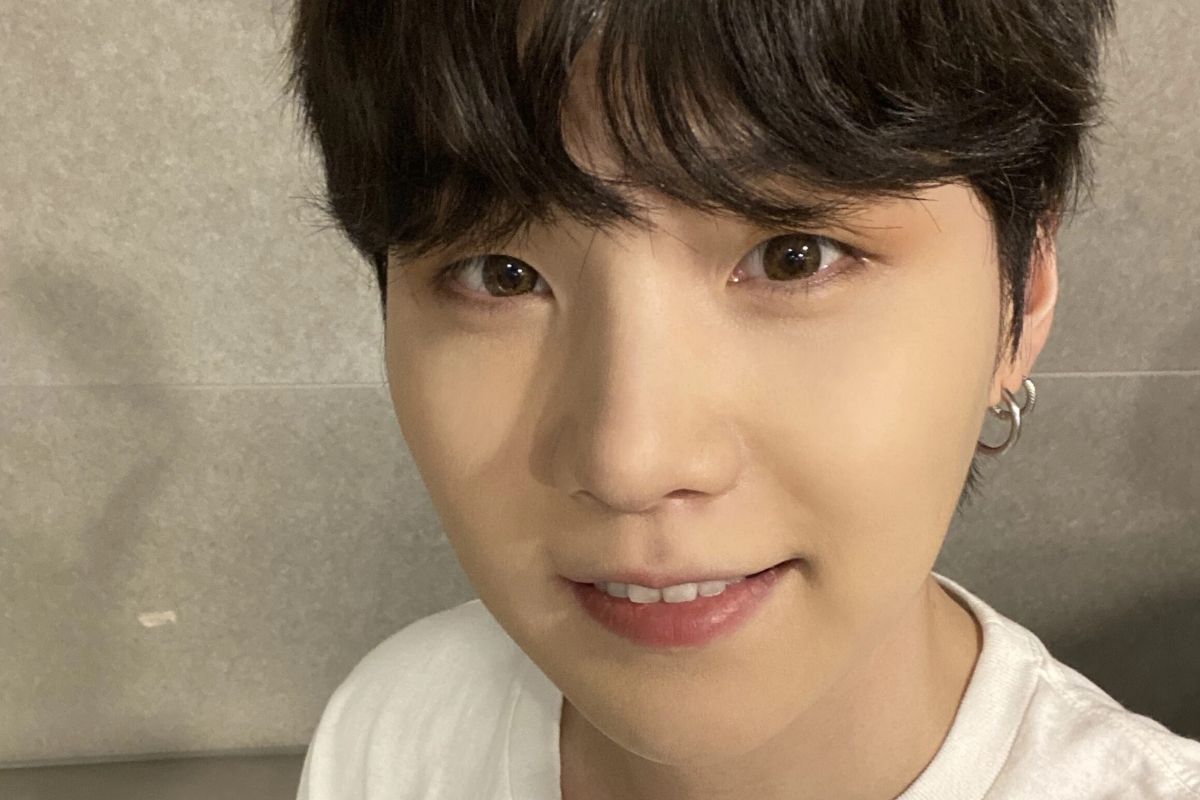 Samsung might be reconsidering Suga as their ambassador due to the DUI incident