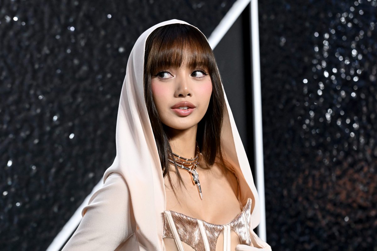 BLACKPINK's Lisa reveals new bop Moonlit Floor at Global Citizen Fest 2024