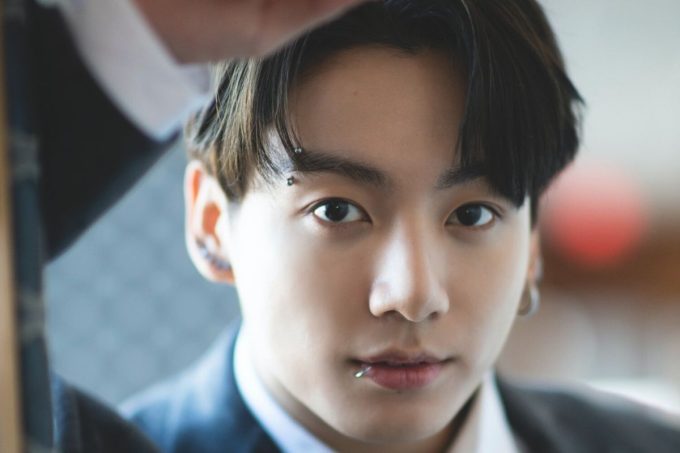 BTS Jungkook shares his “must-have” Items