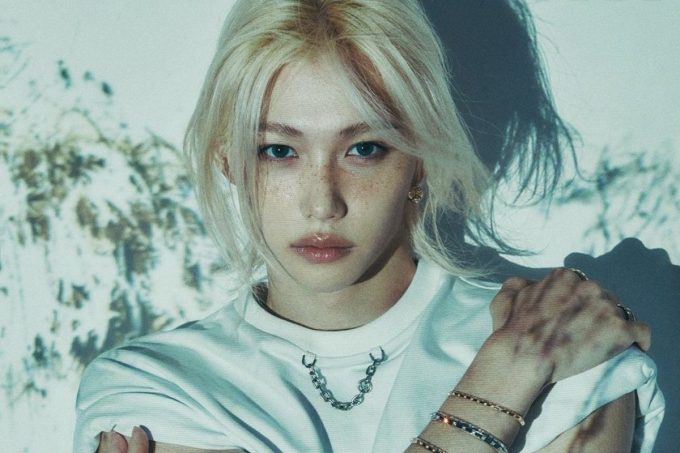 5 times Stray Kids' Felix proved he's all about liking some muscle