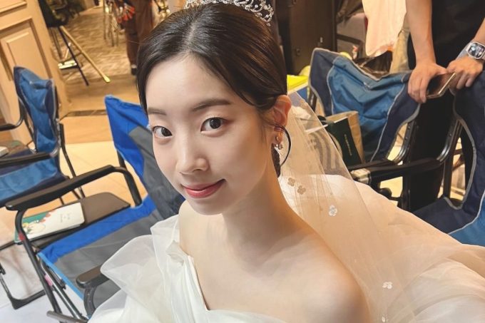 TWICE's Dahyun releases new bride photos