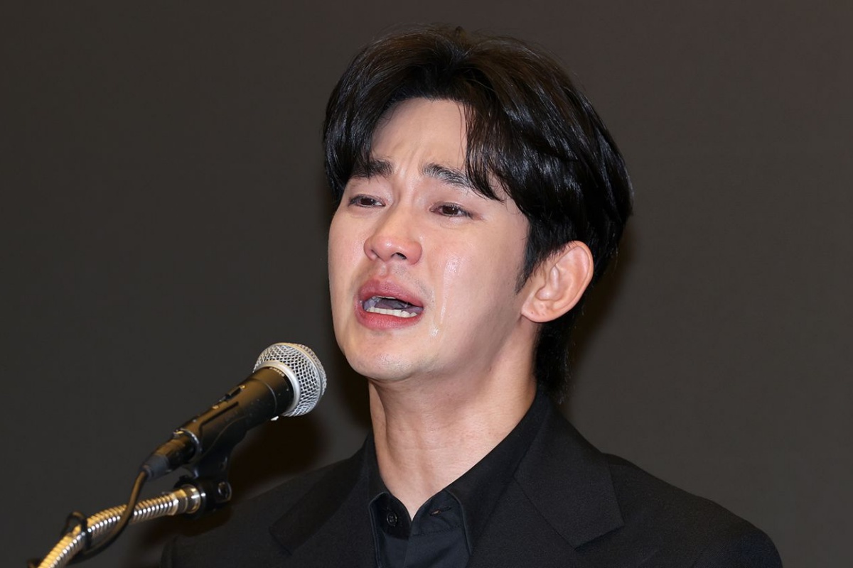 Kim Soo Hyun’s crying sparks meme following the late Kim Sae Ron dating controversy