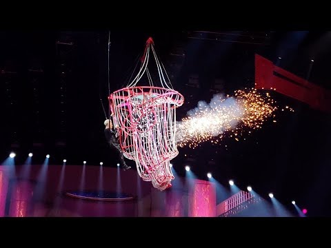 P!nk - Get The Party Started (Beautiful Trauma World Tour, Vancouver)