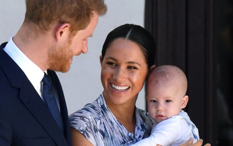 Asi es la pesima relacion entre el príncipe Harry y la reina consorte ...