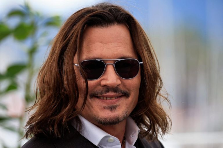 Modelo Para Adultos Cumple Fantas A Con Johnny Depp