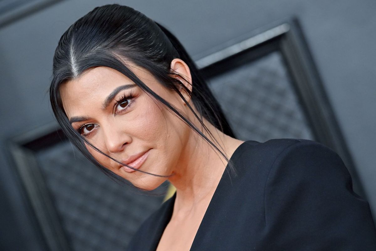 Kourtney Kardashian Se Vuelca Contra Sus Hermanas Y Revela Que Está Lista Para Cortar Lazos Con 