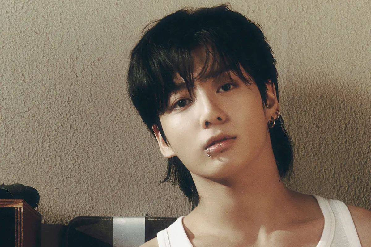 Jungkook de BTS pasa su quinta semana en el top 40 de Billboard 200 siendo el primer solista coreano en lograrlo