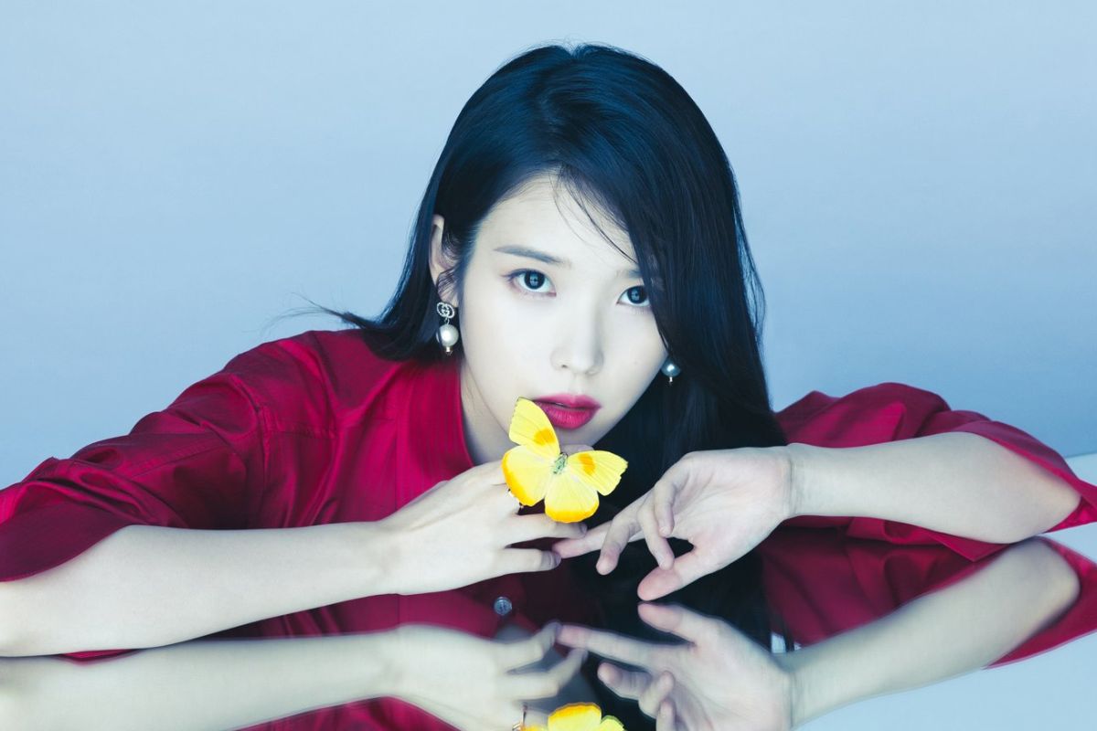 La Idol IU revela que su próximo mini-álbum contará con 5 o 6 canciones