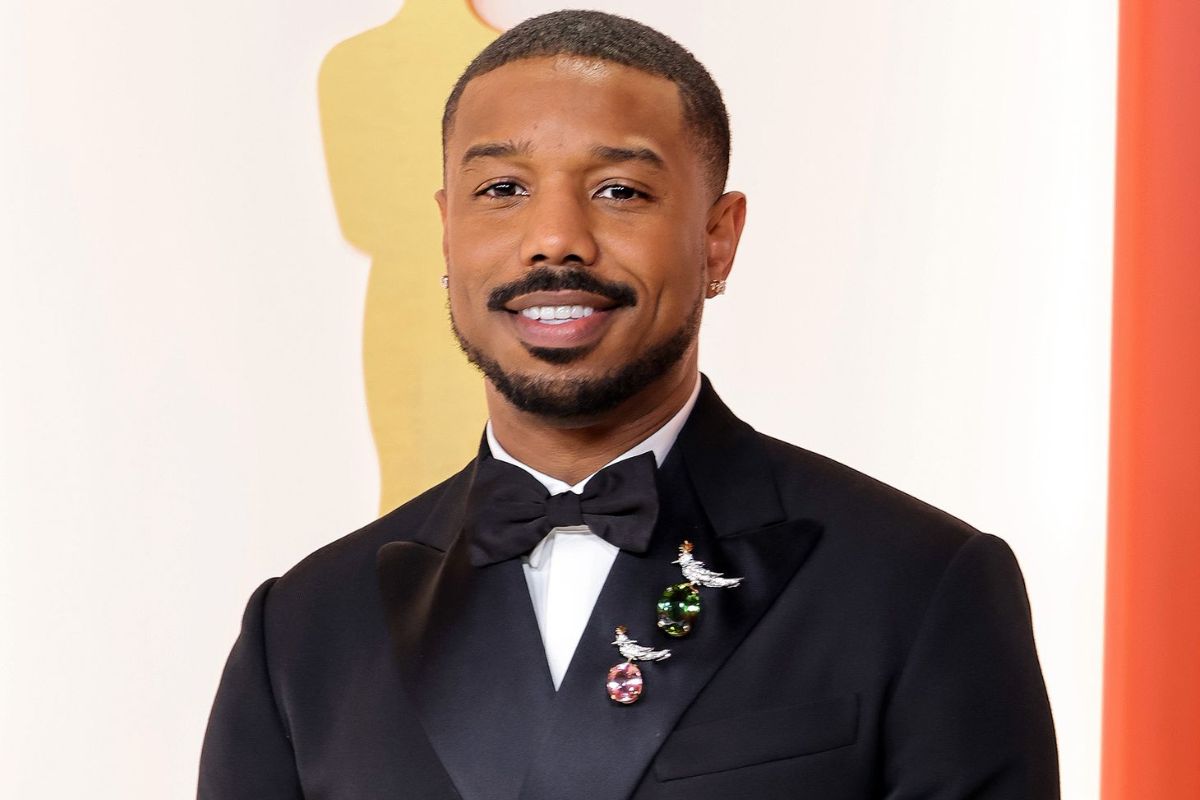 Michael B. Jordan sufre un accidente con su Ferrari en las calles de Hollywood