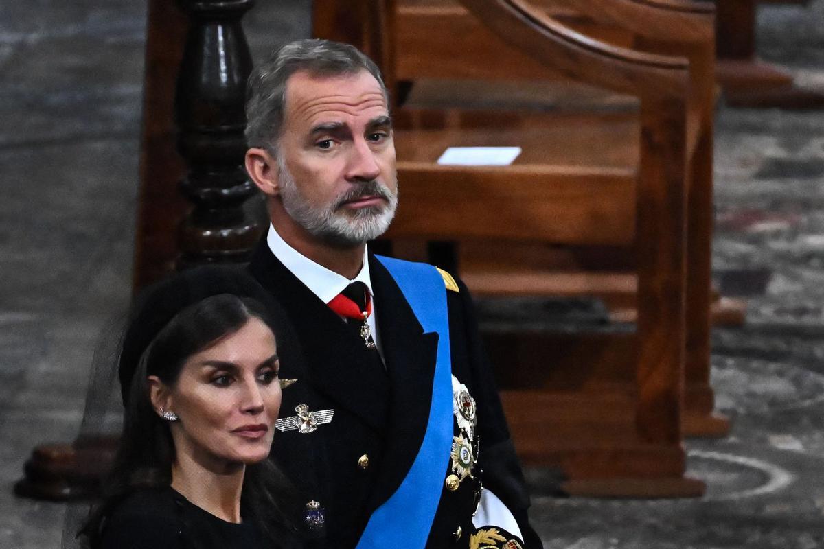 La actitud de la reina Letizia tras escándalo de infidelidad tendría preocupado al rey Felipe VI