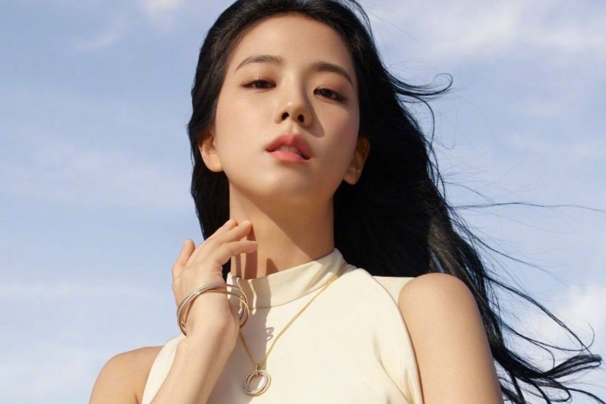 Jisoo de BLACKPINK deslumbra a todos en un evento de Cartier con un hermoso vestido negro